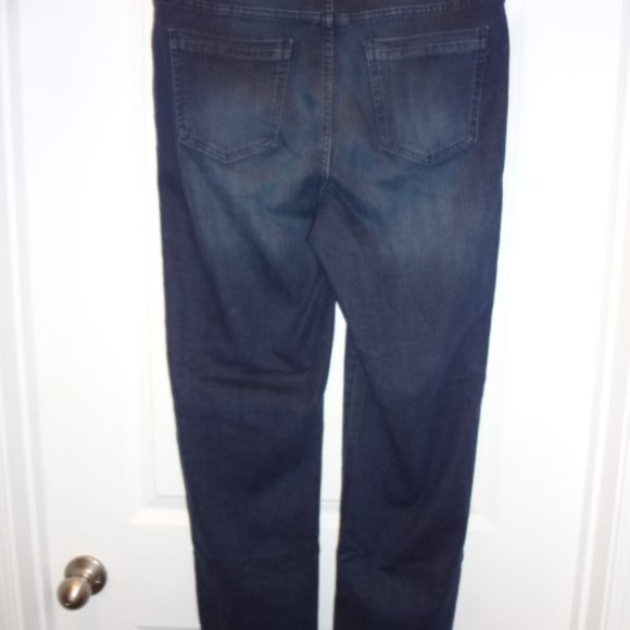 NWT-Wynne Denim Blue Zipper Jeans with Front and Back Pockets. Size 16 Tall. - Picture 5 of 5